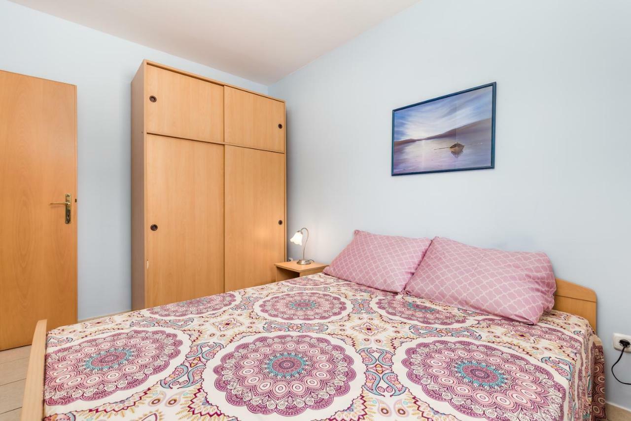 Modra Kuca Apartment Mandre Exterior photo