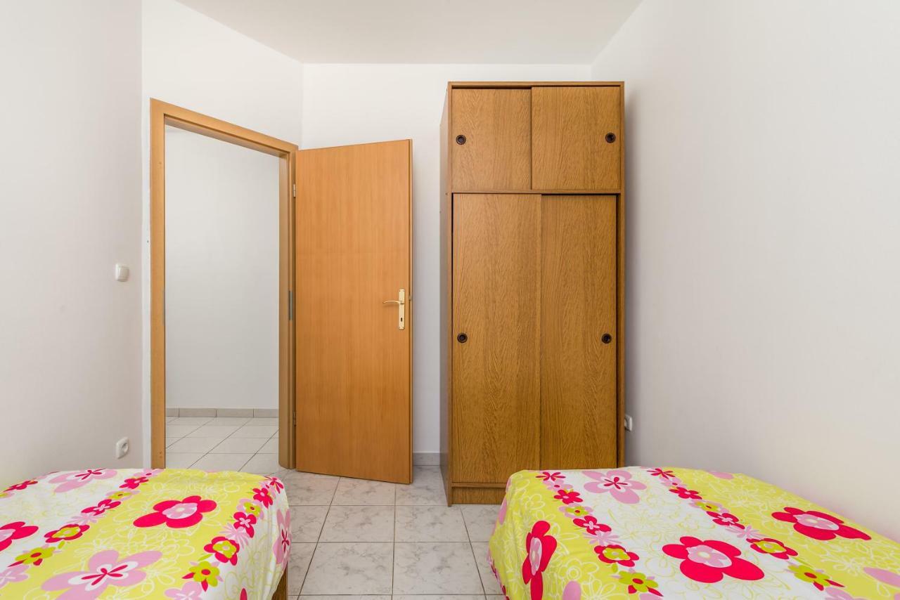Modra Kuca Apartment Mandre Exterior photo