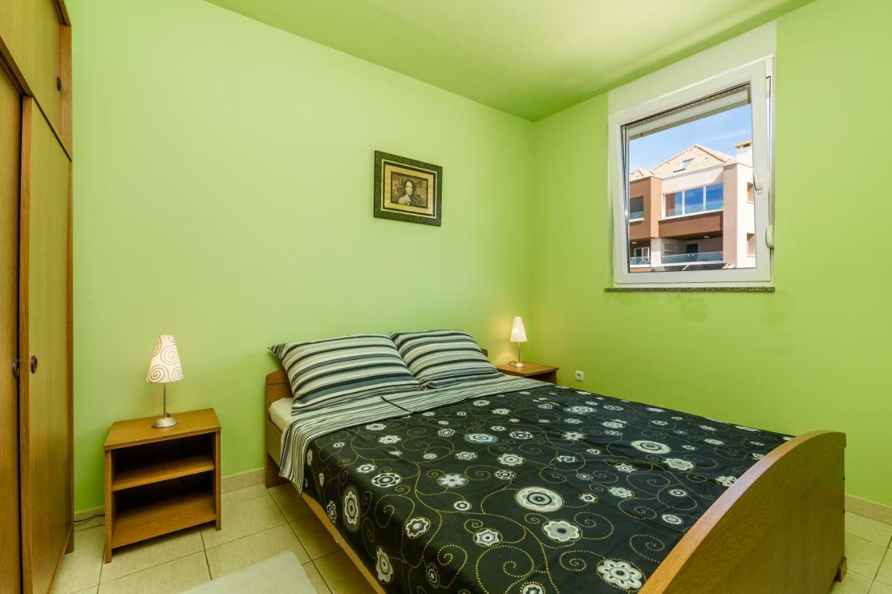 Modra Kuca Apartment Mandre Exterior photo